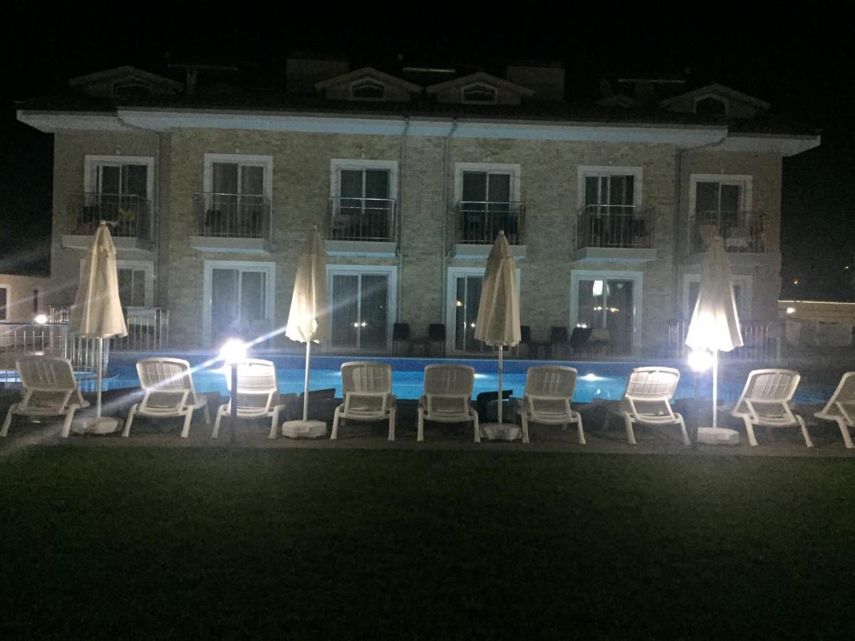 Vespera Hotel Дальян Экстерьер фото