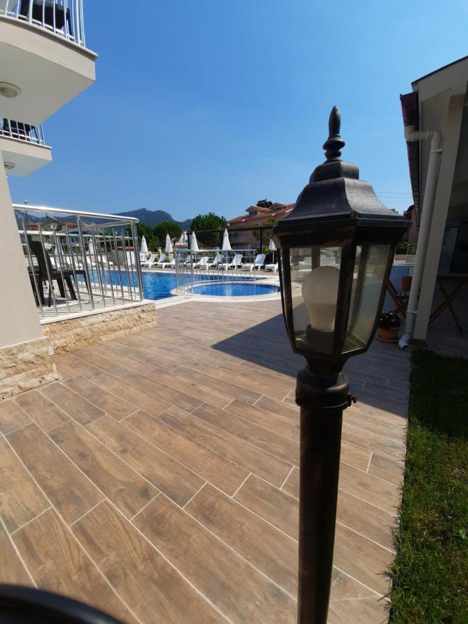 Vespera Hotel Дальян Экстерьер фото
