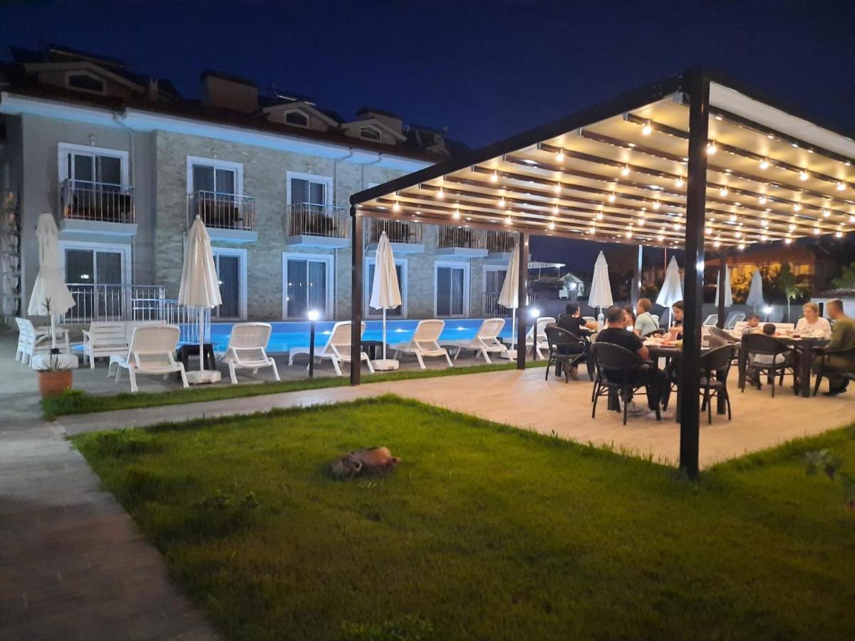 Vespera Hotel Дальян Экстерьер фото